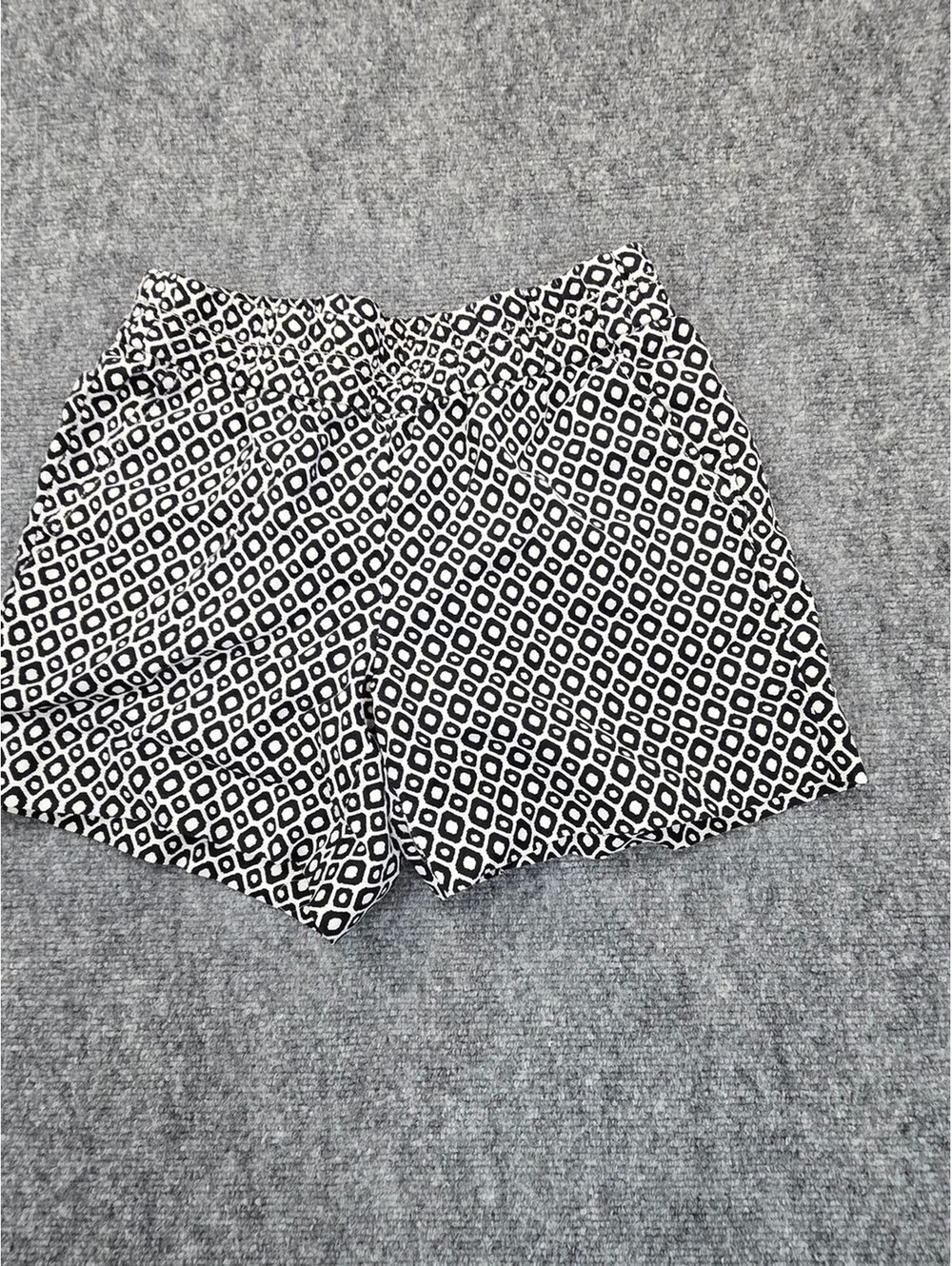 J.Crew Geometric Print Shorts Womens 2 Black White Pull On Casual Preppy